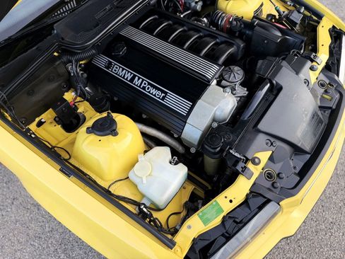 Used 1995 BMW M3 Coupe RWD image 87