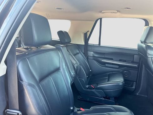 Used 2024 Ford Expedition Max XLT AWD/4WD image 28
