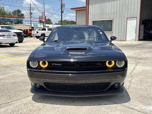 Used 2021 Dodge Challenger R/T Scat Pack RWD image 2