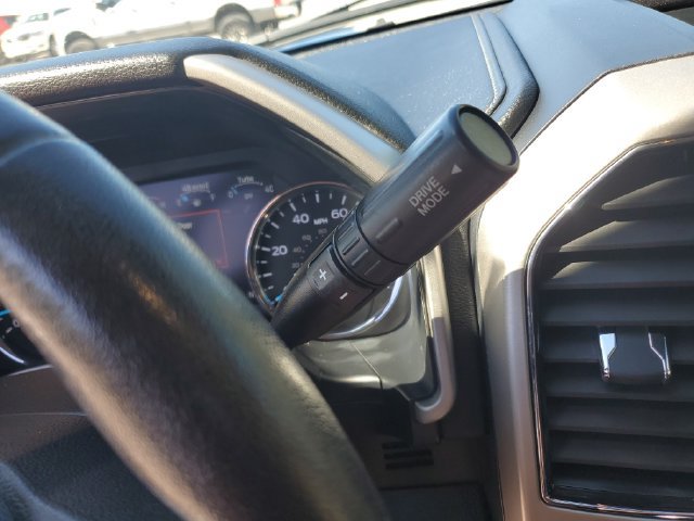 Used 2020 Ford F450 Lariat w/ Lariat Value Package AWD/4WD image 24