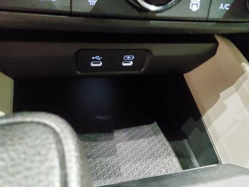 Used 2024 Honda Accord LX image 28