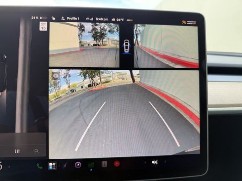 Used 2023 Tesla Model Y AWD image 17