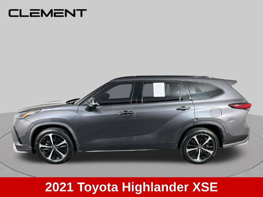 Used 2021 Toyota Highlander XSE AWD/4WD image 4