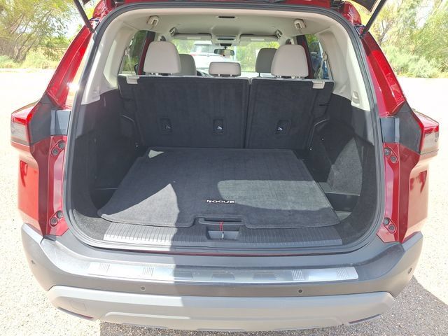 Certified 2023 Nissan Rogue SV FWD image 21