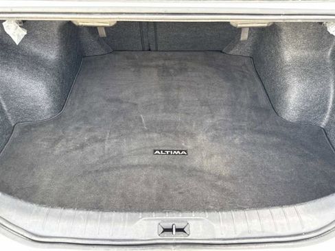 Used 2025 Nissan Altima 2.5 SV image 12