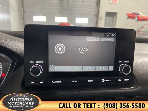 Used 2025 Honda HR-V LX image 25
