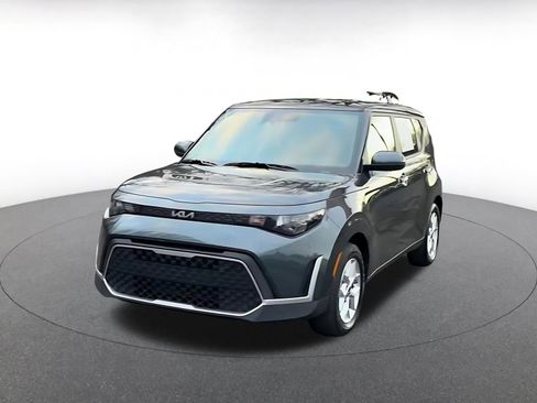 Used 2025 Kia Soul LX w/ LX Technology Package image 7