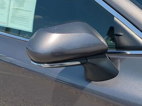 Used 2023 Toyota Camry SE image 12