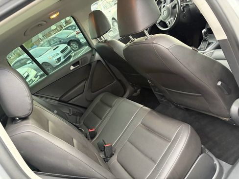 Used 2017 Volkswagen Tiguan Wolfsburg Edition image 20