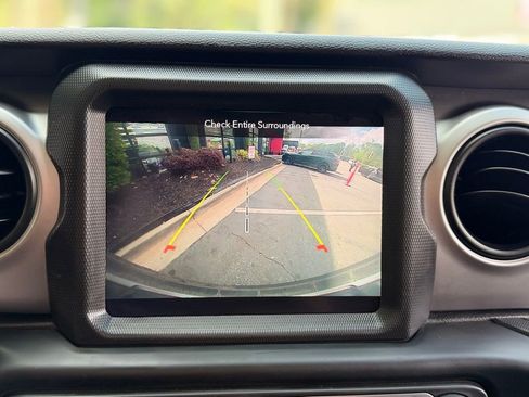 Used 2021 Jeep Wrangler Sport image 52