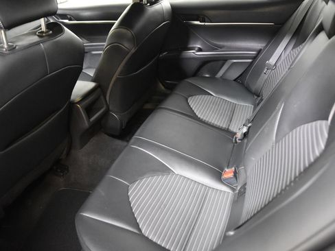 Used 2023 Toyota Camry SE FWD image 32