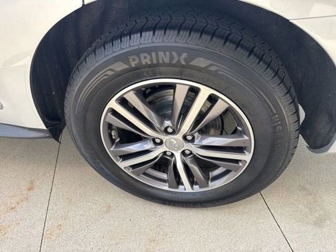 Used 2019 INFINITI QX60 Luxe w/ Essential Package AWD/4WD image 10