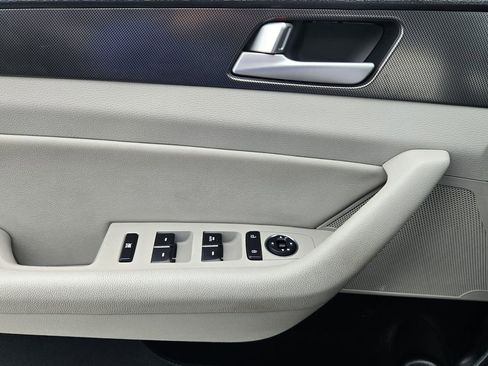 Used 2016 Hyundai Sonata Sport image 26