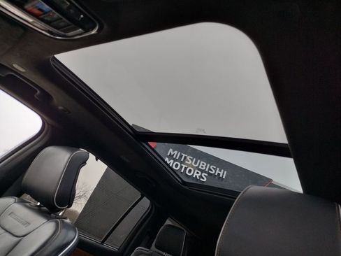 Used 2022 Jeep Grand Cherokee L Summit image 11