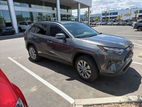 Used 2025 Toyota RAV4 XLE Premium w/ Weather Package FWD image 9