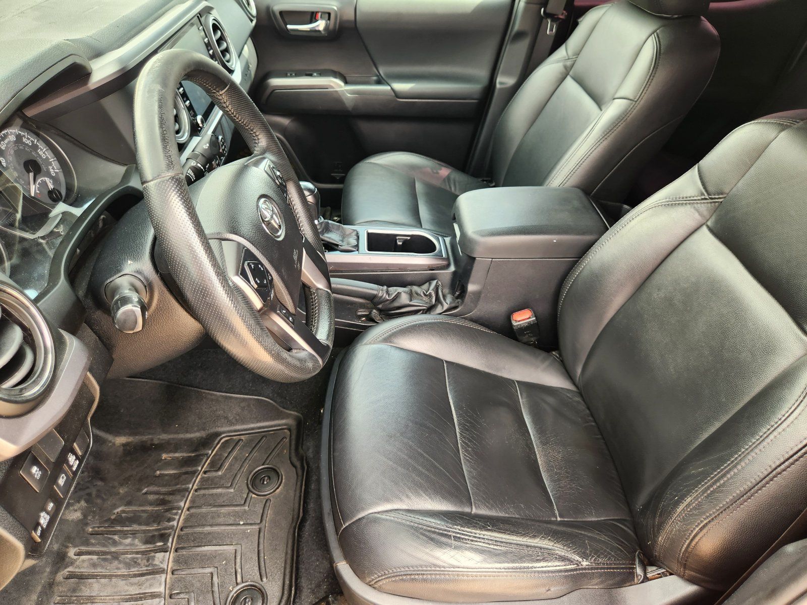 Used 2020 Toyota Tacoma TRD Sport w/ Technology Package RWD image 14