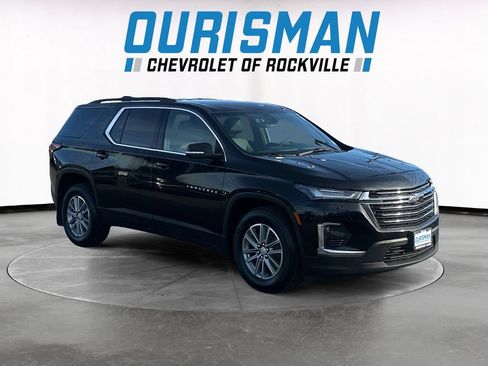 Used 2023 Chevrolet Traverse LT w/ LPO, Cargo Package AWD/4WD image 1