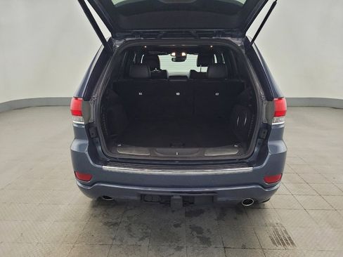Used 2019 Jeep Grand Cherokee Overland AWD/4WD image 29