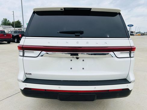 Used 2023 Lincoln Navigator Reserve AWD/4WD image 49