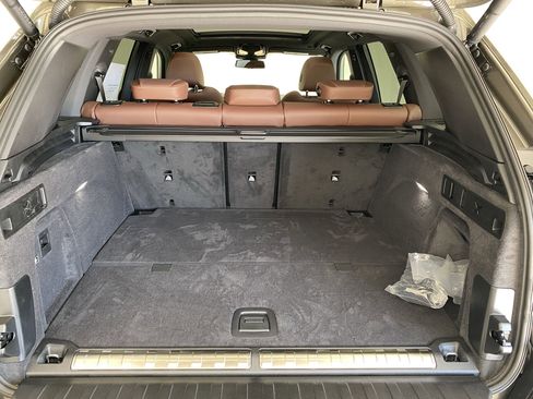 Used 2026 BMW X5 xDrive50e w/ Premium Package image 31