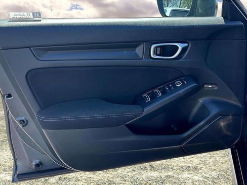 Used 2022 Honda Civic Sport image 19