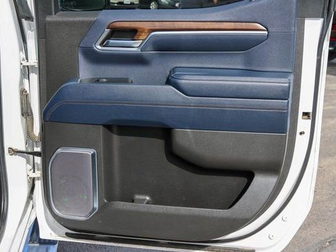 Used 2023 Chevrolet Silverado 1500 High Country w/ Technology Package image 20