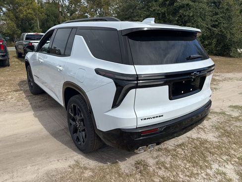 New 2026 Chevrolet Traverse RS w/ LPO, Floor Liner Package image 12