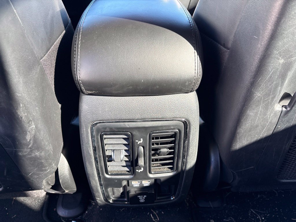 Used 2020 Jeep Grand Cherokee Limited AWD/4WD image 18