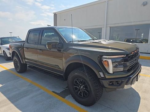 Used 2025 Ford F150 Raptor AWD/4WD image 3