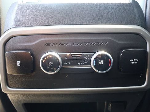 Used 2021 Ford Expedition XLT AWD/4WD image 29