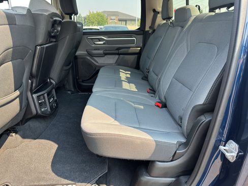 Used 2019 RAM 1500 Big Horn AWD/4WD image 19