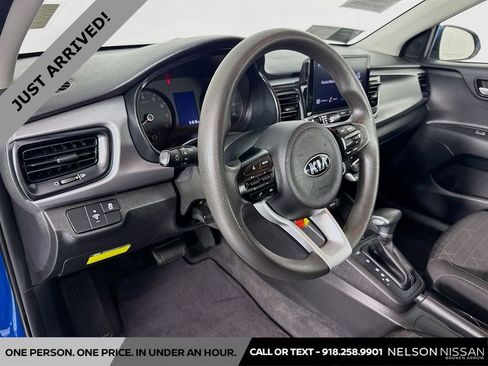 Used 2021 Kia Rio S image 9
