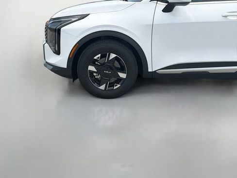 Used 2026 Kia Sportage LX FWD image 37