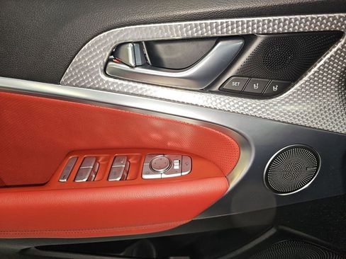 Used 2023 Genesis G70 2.0T w/ Sport Prestige Package image 33