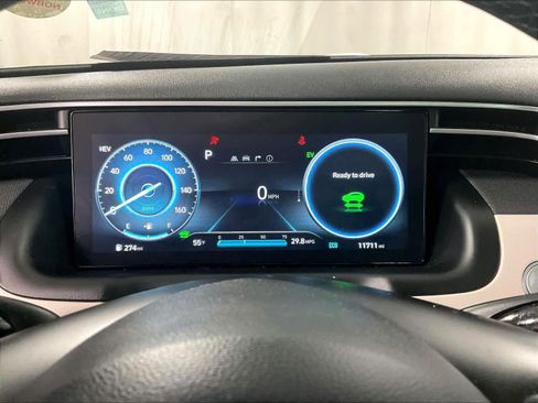 Used 2024 Hyundai Tucson Limited image 25