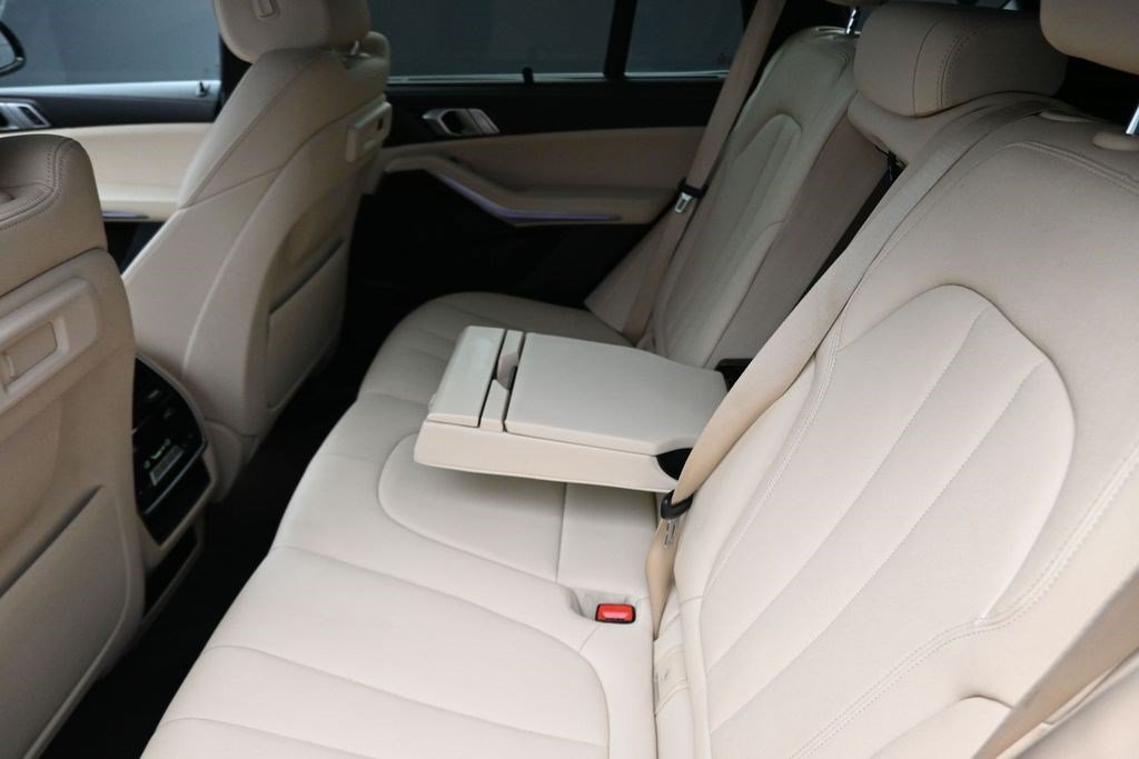 Used 2020 BMW X5 xDrive40i w/ Premium Package AWD/4WD image 19