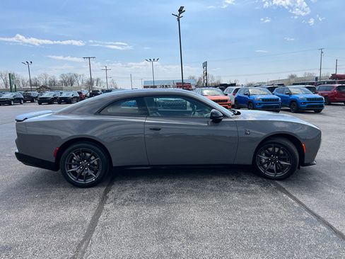 Used 2026 Dodge Charger Scat Pack w/ Blacktop Package AWD/4WD image 5