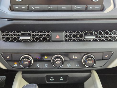 Used 2025 Honda Accord SE image 19