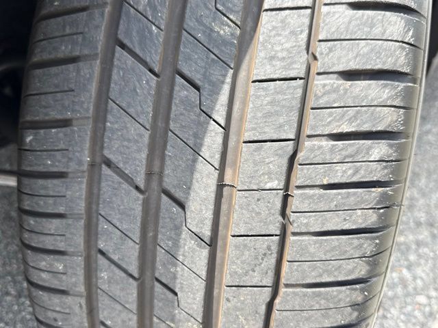 Used 2026 BMW X5 sDrive40i w/ Premium Package RWD image 15