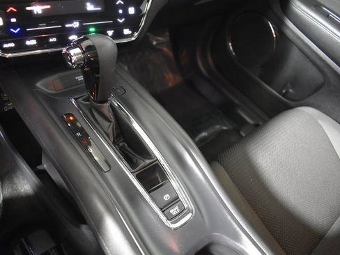 Used 2022 Honda HR-V EX image 24