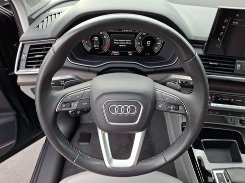 Used 2023 Audi Q5 2.0T Premium Plus w/ Premium Plus Package AWD/4WD image 19