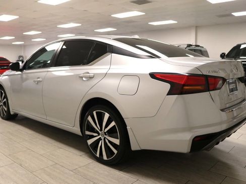 Used 2019 Nissan Altima 2.5 SR AWD/4WD image 8