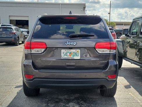 Used 2019 Jeep Grand Cherokee Laredo w/ Laredo X Package RWD image 6