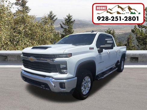 Used 2024 Chevrolet Silverado 2500 LT AWD/4WD image 1
