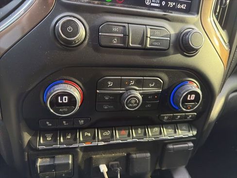 Used 2021 Chevrolet Silverado 2500 High Country w/ Z71 Off-Road Package image 16