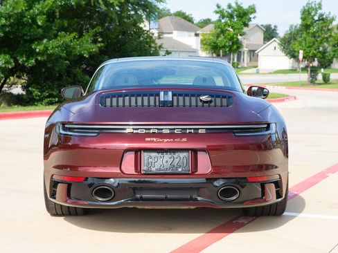 Used 2021 Porsche 911 AWD/4WD image 9