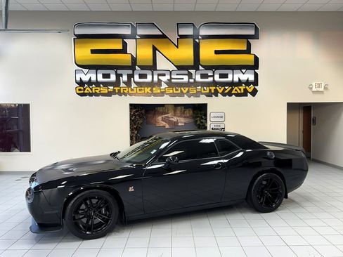 Used 2021 Dodge Challenger R/T Scat Pack w/ Plus Package image 6