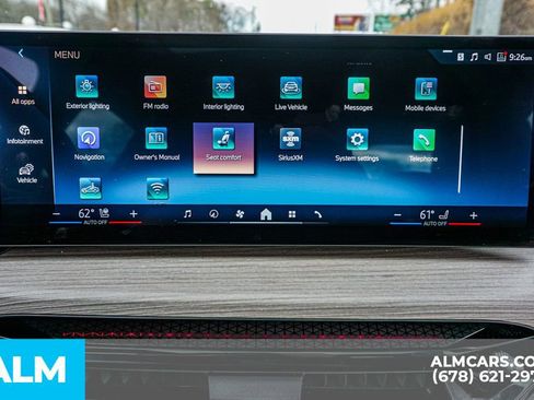 Used 2025 BMW 330i Sedan image 36