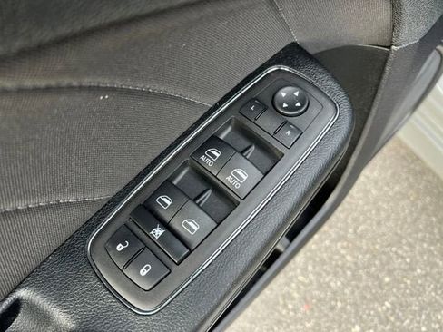 Used 2023 Dodge Charger R/T w/ Blacktop Package image 12