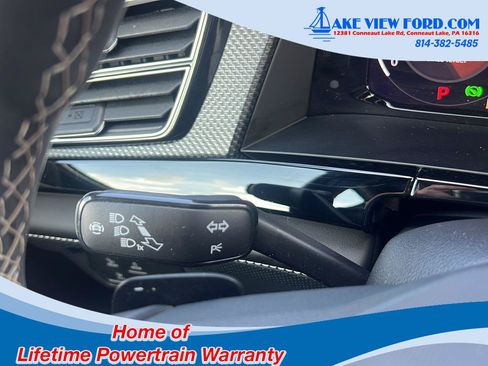 Used 2024 Volkswagen Atlas Cross Sport SEL AWD/4WD image 30